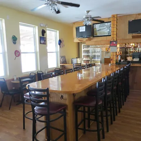 White Sands Inn, Marina, Bar & Grill-2