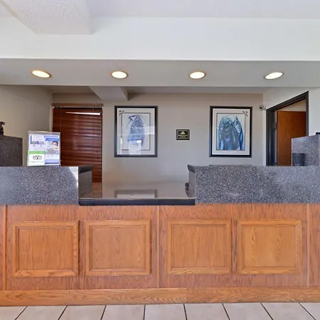 Executive Plus Inn And Suites-3