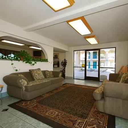 Cloverdale Wine Country Inn & Suites-2