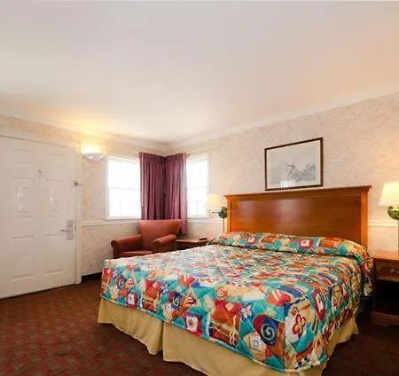 Rodeway Inn Fairfax-2