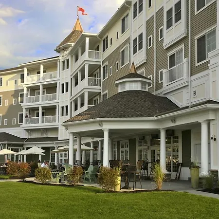 Watkins Glen Harbor Hotel-2