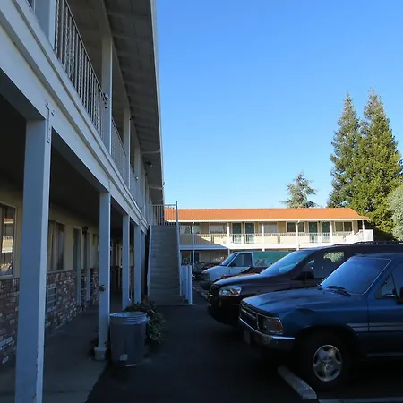 Capri Motel-2