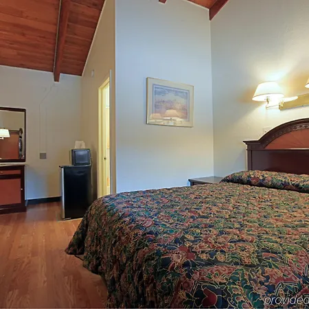 Americas Best Value Inn Fort Collins-2