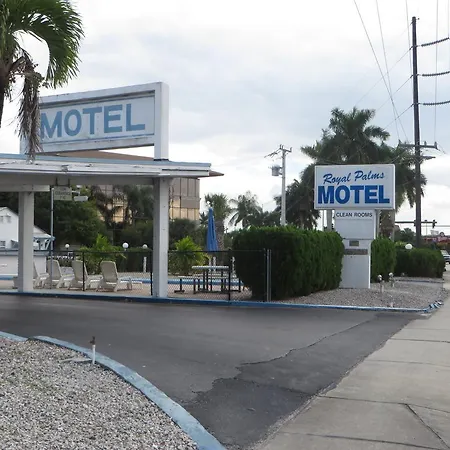 Royal Palms Motel-3