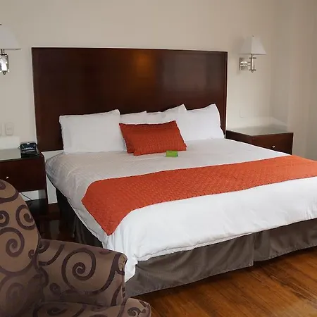 Hotel Plaza Chihuahua-3