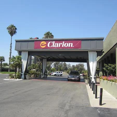 Sacramento Inn And Suites-2