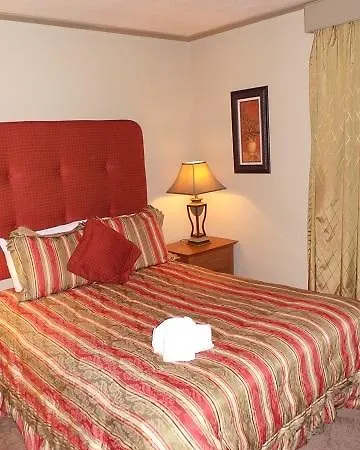 Emerald Suites At Cameron-3