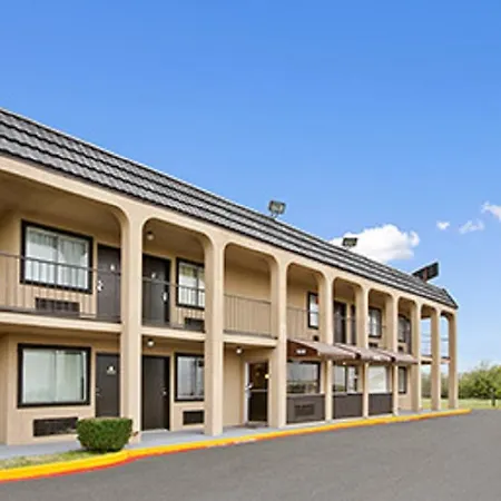 Super 8 By Wyndham Fort Worth Tx-2