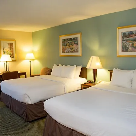 Ramada Plaza Rochester Airport-2