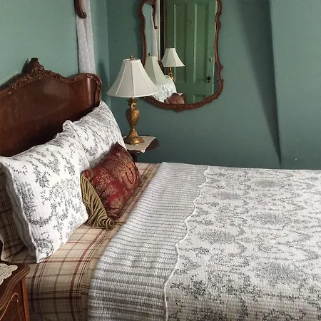 Fair Street Guest House-2