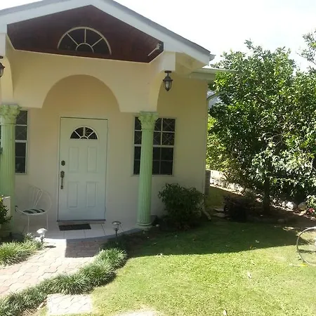 Kingston Studio Apartment-3