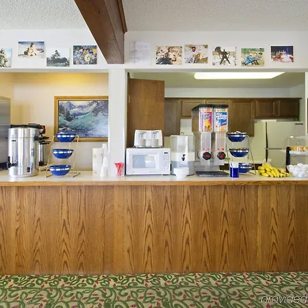 A Wyoming Inn-3