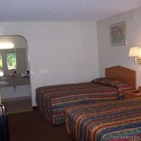 Budget Inn West Melbourne-2