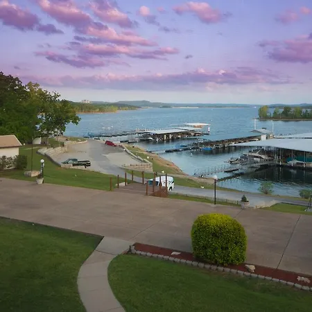 Branson Yacht Club-2