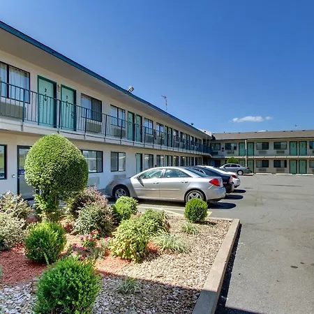 Rodeway Inn Fort Smith I-40-2