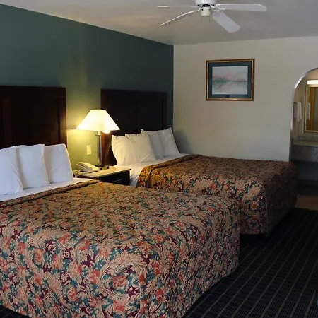 Great Western Inn & Suites-2