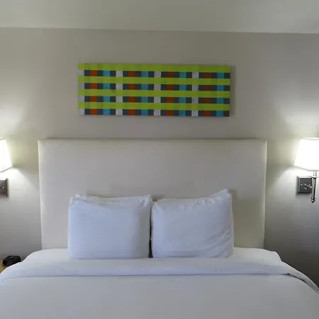 Inn At Temescal-2