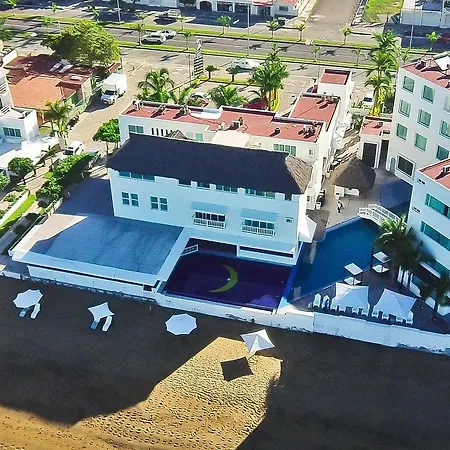 Best Western Plus Luna Del Mar-2