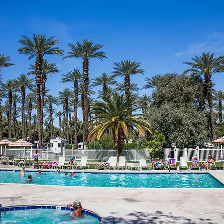 Palm Springs Camping Resort Cottage 1-3