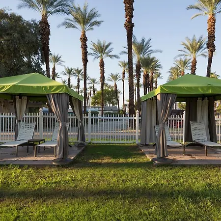 Palm Springs Camping Resort Cottage 2-3