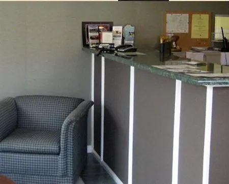 Budget Inn-3
