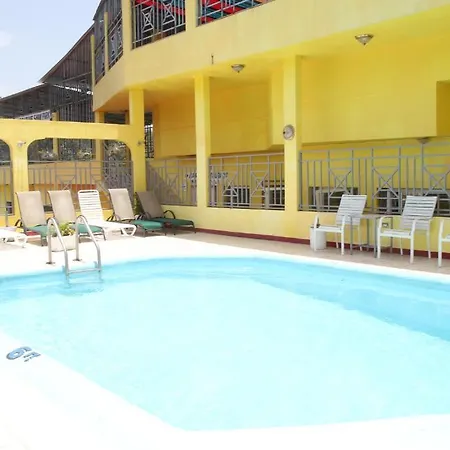 Executive Shaw Park Guest House-2
