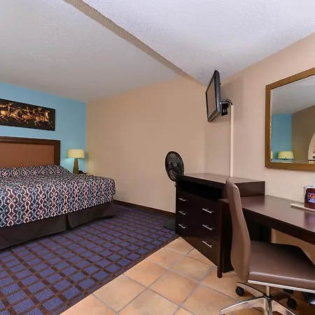 Economy Inn Ardmore-2