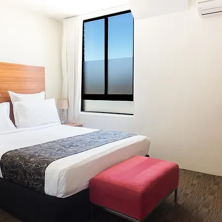Cambridge Hotel Sydney-2