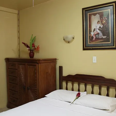 King Bed Resort-2