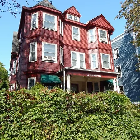 A Friendly Inn At Harvard-2