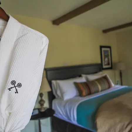 Vasquez Creek Inn-3