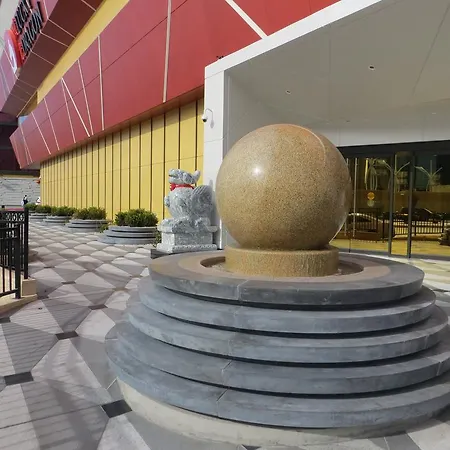Lucky Dragon Hotel-2