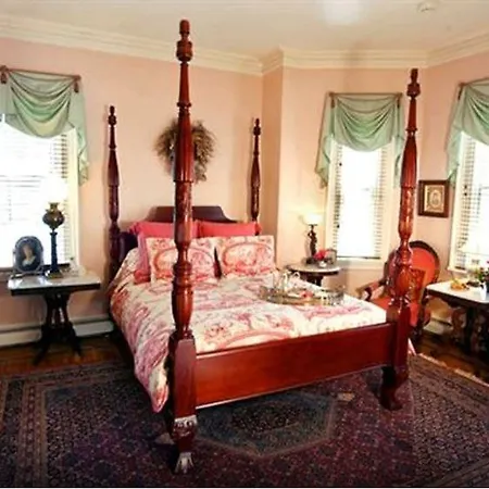 Sarah Kendall House-2
