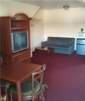 Shamrock Motel Hot Springs-2