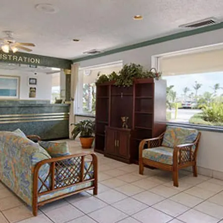 Days Inn By Wyndham West Palm Beach-3