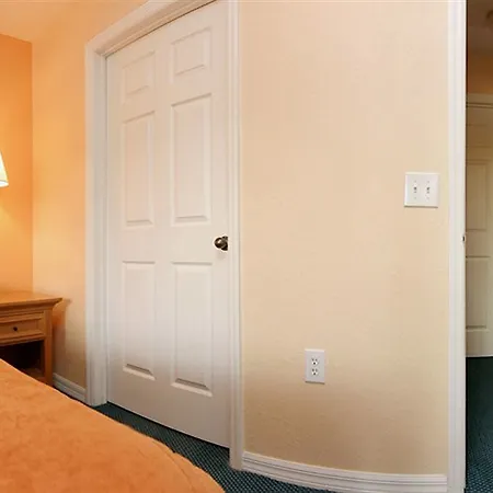 Mainsail Tampa Extended Stay-3