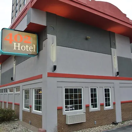 402 Hotel-2