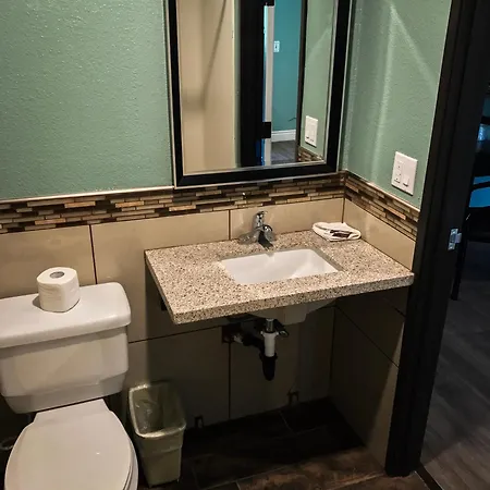 Highland Park Motel-2