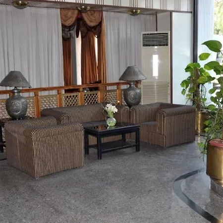 Dreamland Hotel-2