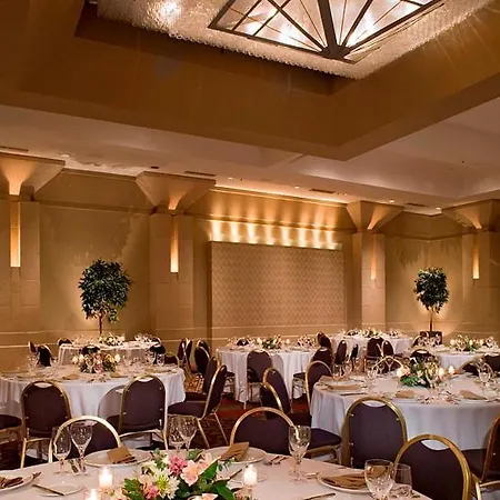 Edward Hotel & Convention Center-3