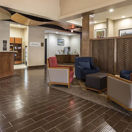 Comfort Suites - University-2
