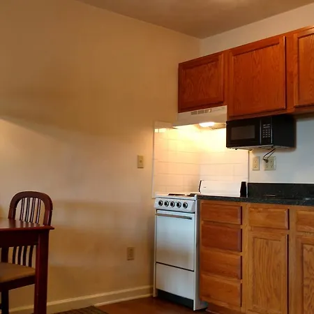 Affordable Suites Charlottesville-3