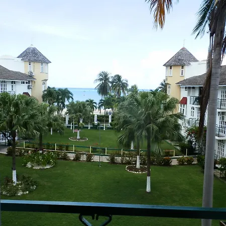 Sandcastles Beach Resort-2
