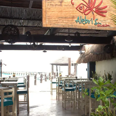 La Palma Beachfront Hotel & Club Nautico-3