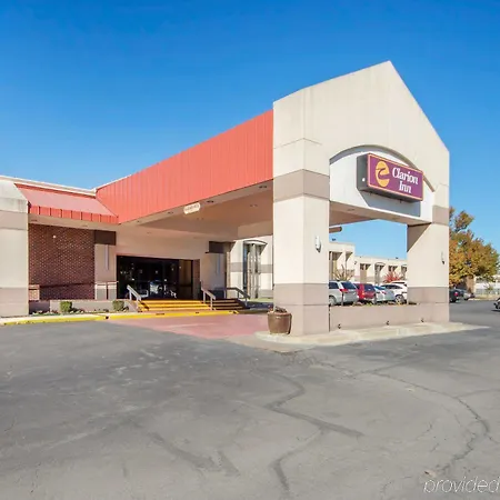 Clarion Inn Tulsa International Airport-3