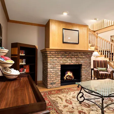 Country Inn & Suites By Radisson, Clinton, Ia-3