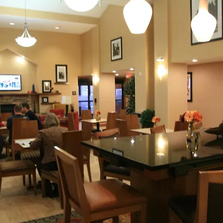 Hampton Inn & Suites Craig, Co-3