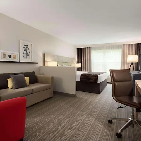 Country Inn & Suites By Radisson, Decorah, Ia-2