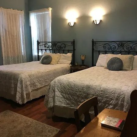 Virgil'S Corner B & B-3