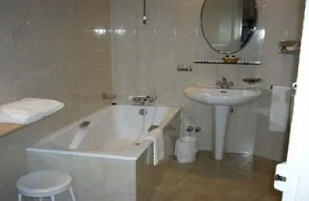 Hotel Alexandra-2